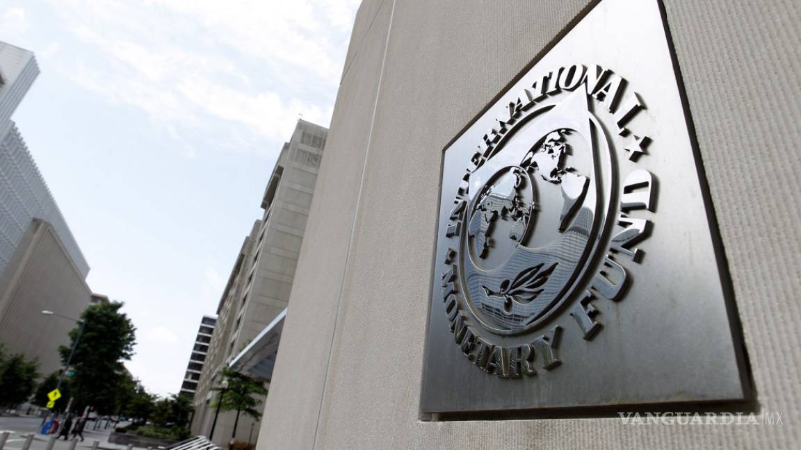 Apoyo público a Pemex decepciona, porque no incluye un plan integral de negocios: FMI