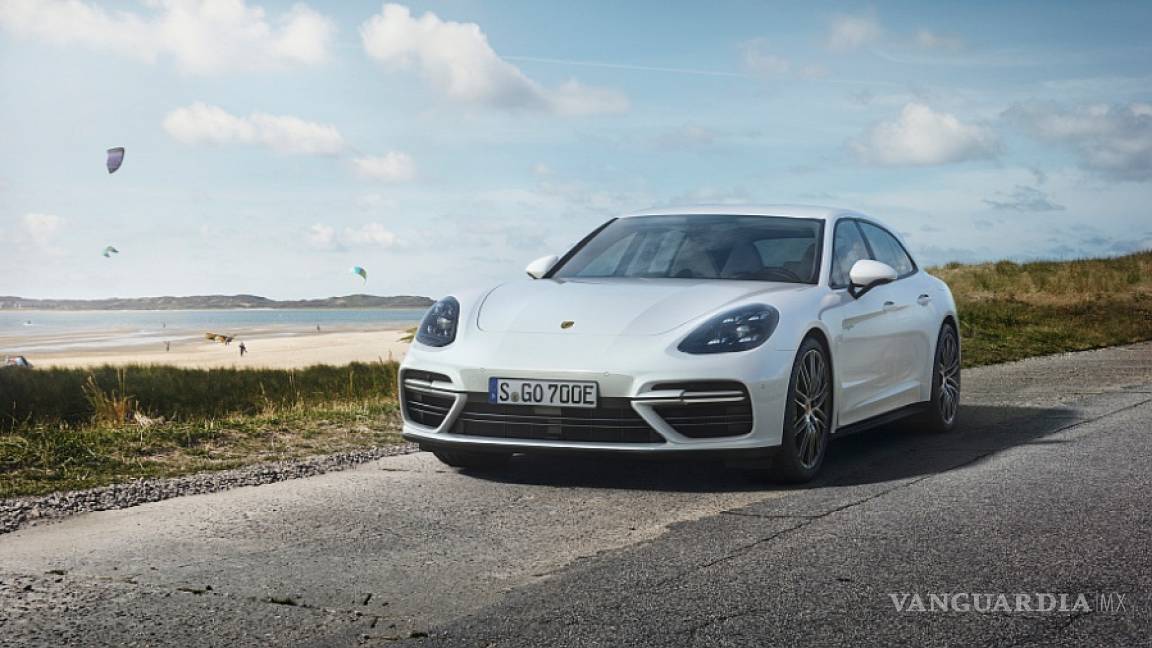 $!70 años de Porsche; dar 'voz' al Delorean, hasta tractores, 10 anécdotas en su legendaria historia