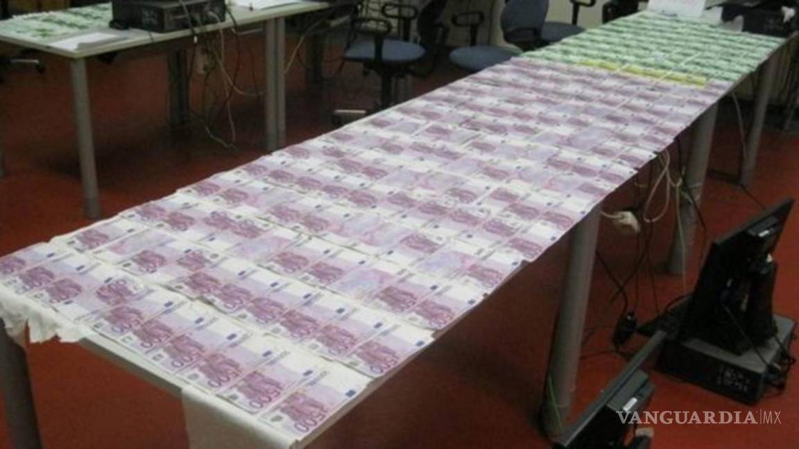 $!Hallan 100 mil euros flotando en el río Danubio, en Austria
