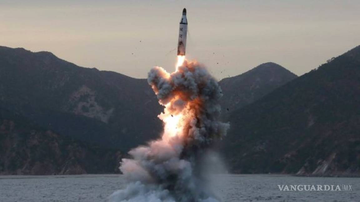 Confirma Corea del Norte haber lanzado otro misil intercontinental que pasó sobre Japón