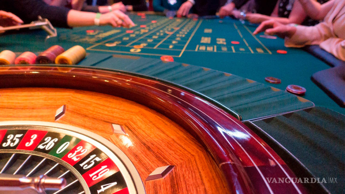 Se cancelarán recientes permisos a casinos: AMLO