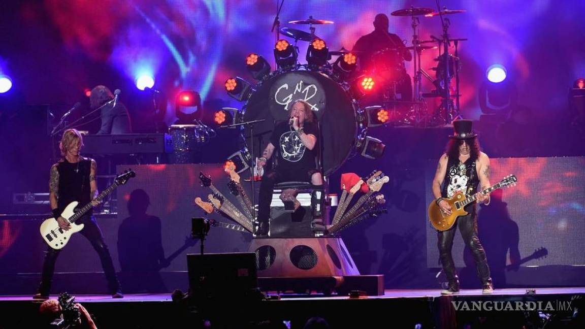 Al menos 30 arrestados en concierto de Guns N' Roses