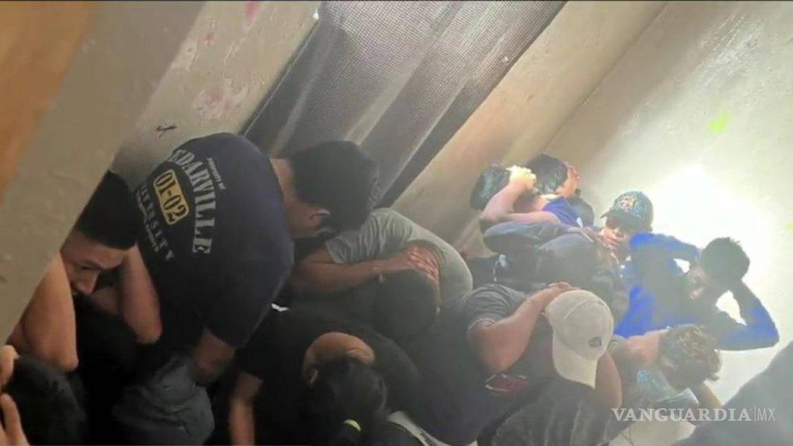 Rescatan a 53 migrantes abandonados en una casa en Ciudad Juárez
