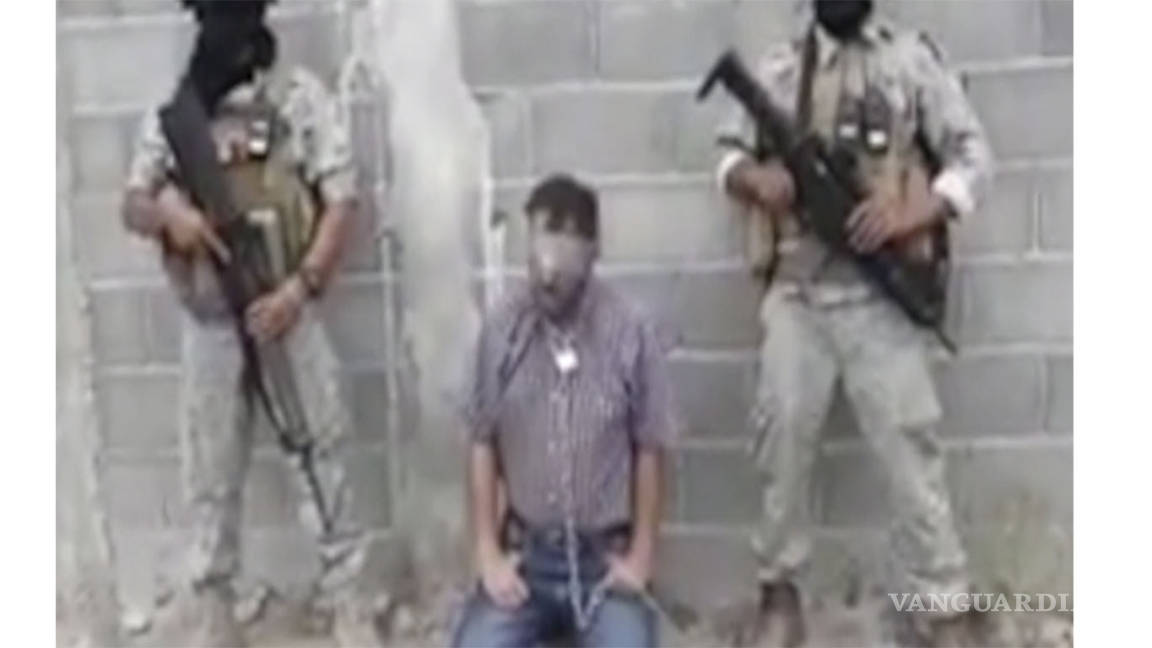Regidor de Tamaulipas aparece encadenado en video, dice ser de cártel