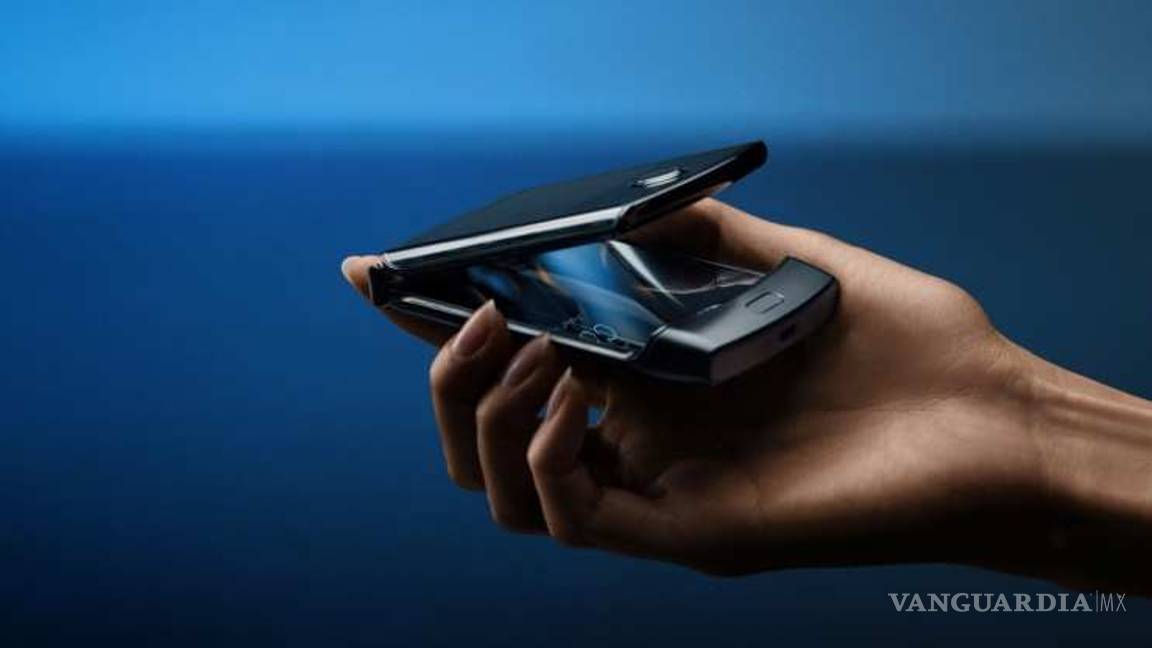 $!Motorola Razr vuelve renovado con pantalla plegable, el tercero del mercado