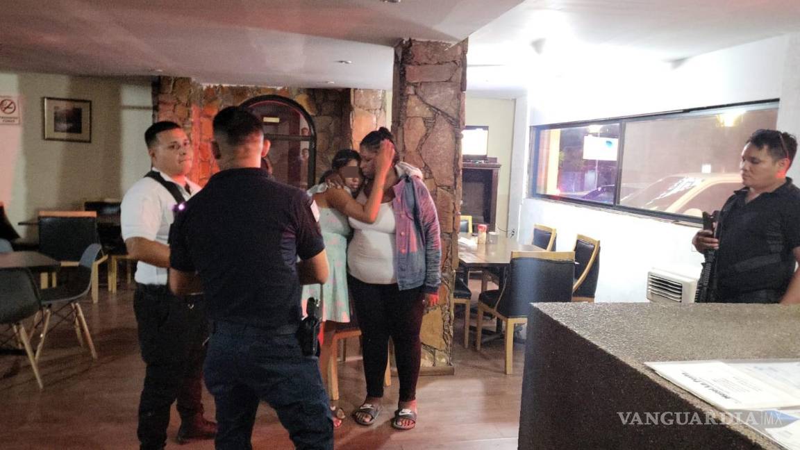 Estafan a madre e hija de USA, quedan varadas en Monclova y policías las rescatan