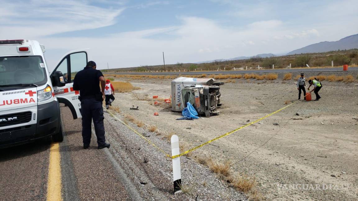 Fatal volcadura en carretera Torreón-Saltillo enluta a una familia