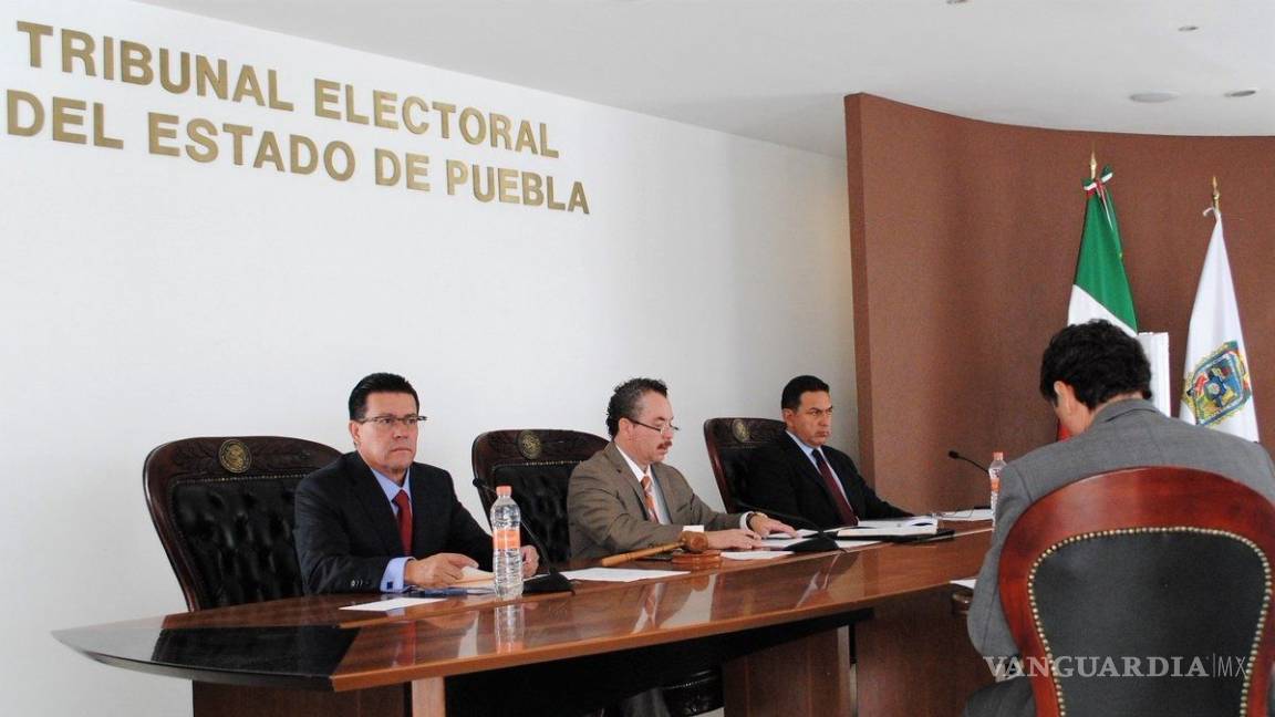 Impugnan magistrados decisión de INE de organizar elección de Puebla