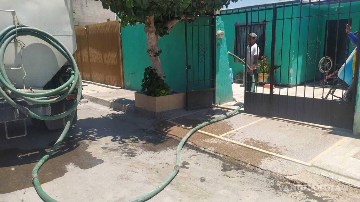 Simas Torreón atiende sobredemanda de agua potable en Villa Florida
