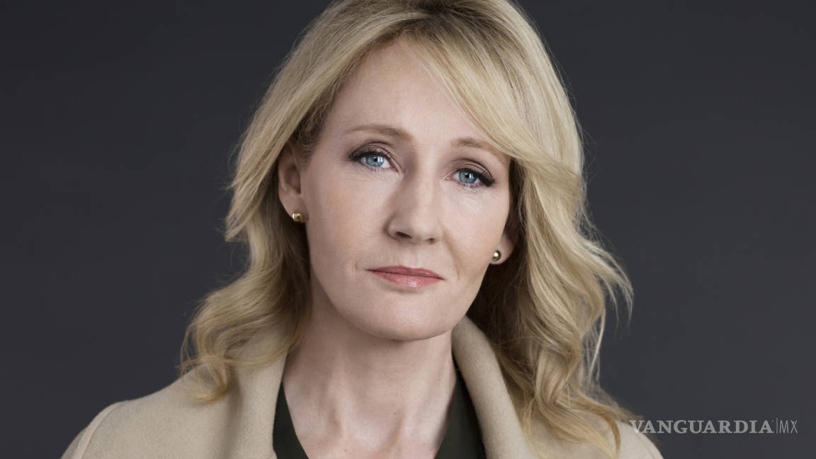 Critican a J.K. Rowling en Twitter por comentarios contra escoceses
