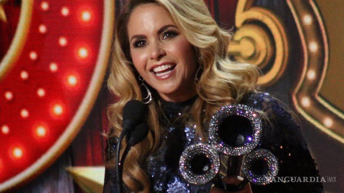 Lucero muestra como luce su bella hija a sus 12 años