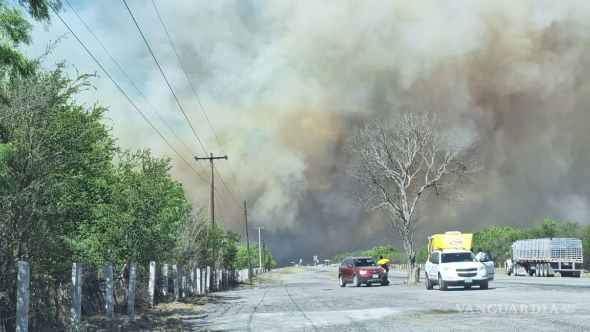 ¡Otra ola de incendios! Registra Nuevo León 122 catástrofes en 24 horas