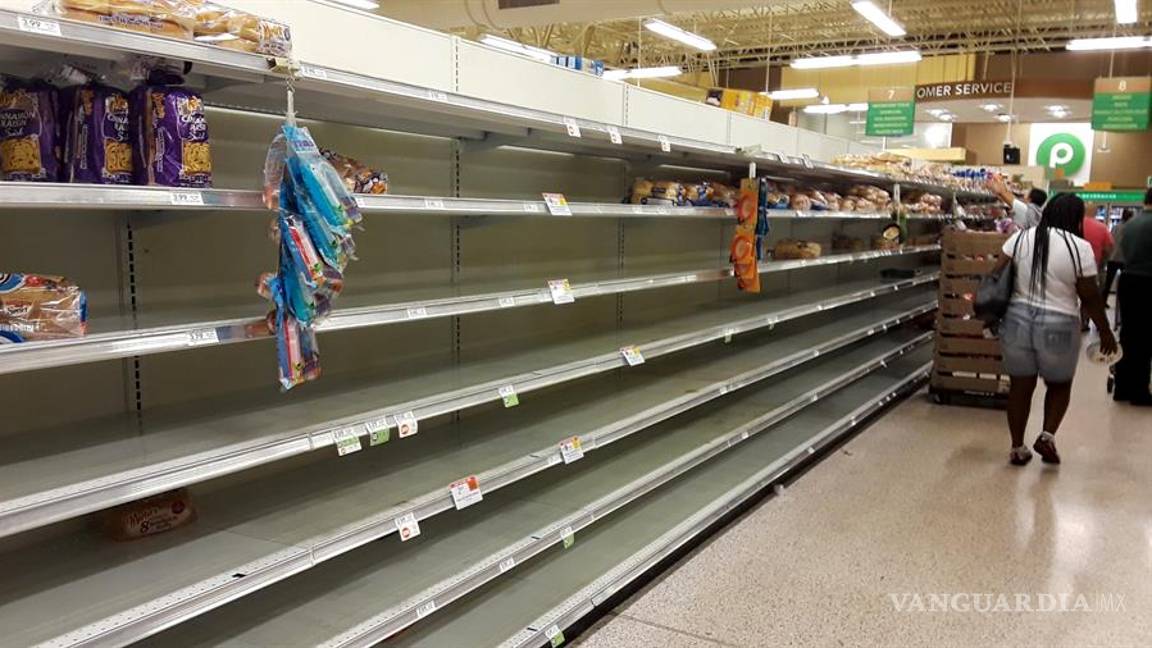 $!Florida espera con temor al "monstruo" Dorian que podría convertirse en huracán categoría 4 (fotogalería)