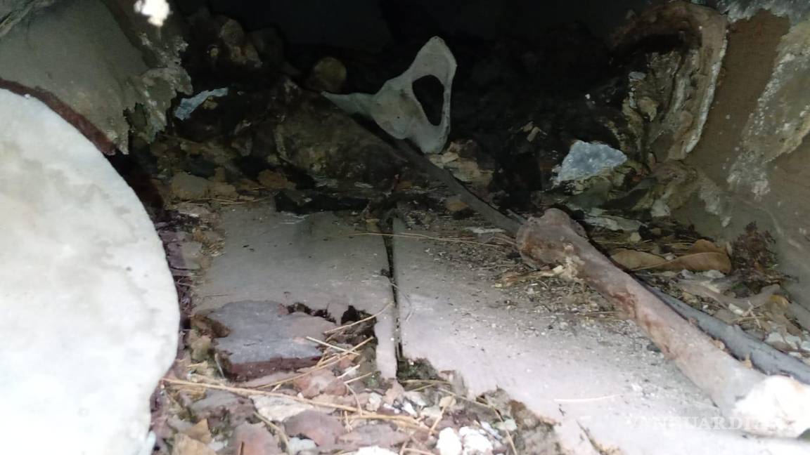 $!Cuerpos expuestos tras el saqueo de tumbas en el histórico cementerio de Parras