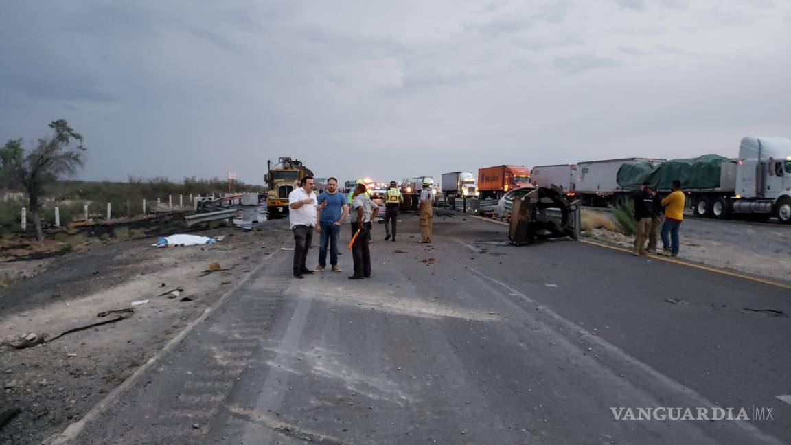 $!El tráfico se vio afectado durante algunas horas.