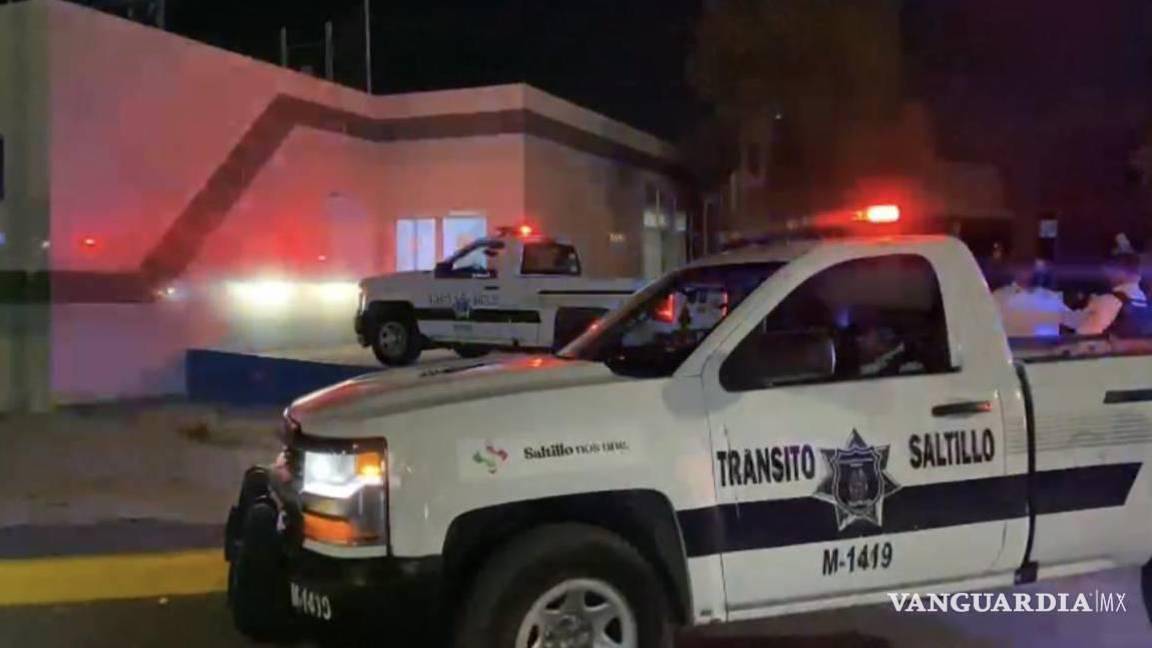 Choque entre vehículos blancos deja pérdidas materiales en Saltillo