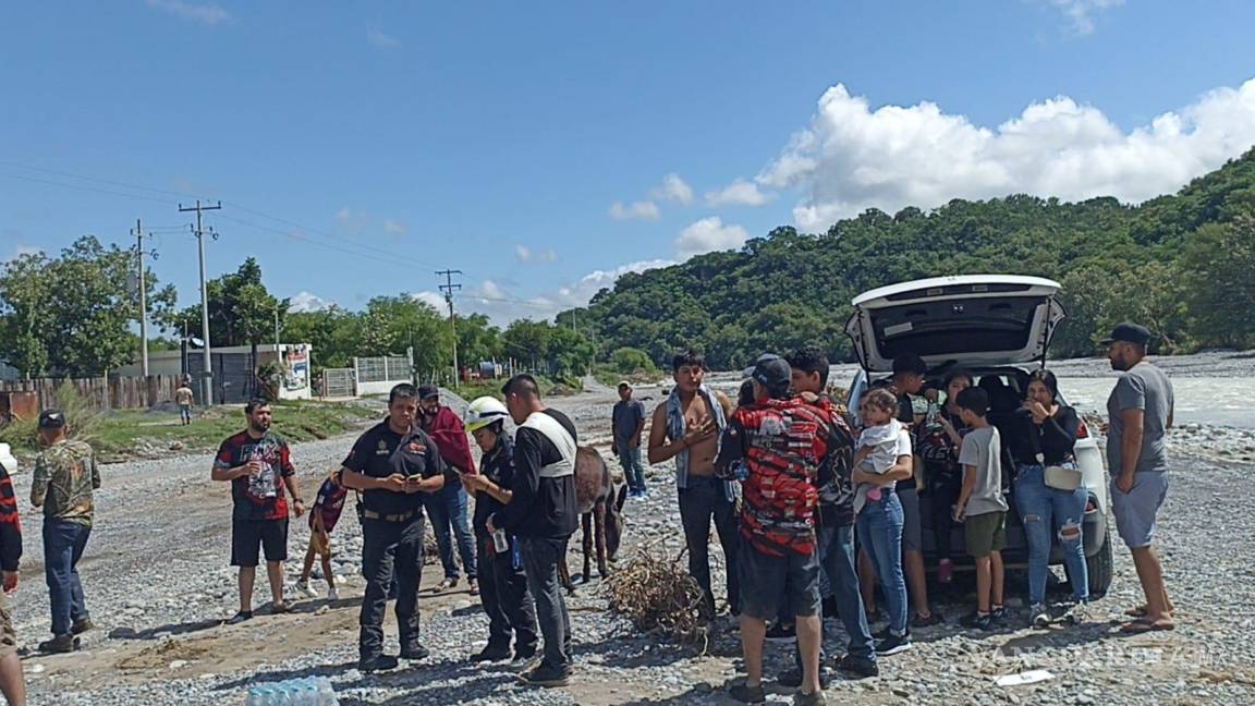 Sanos y salvos localizan a 16 personas en el Río Pilón, en Montemorelos, Nuevo León