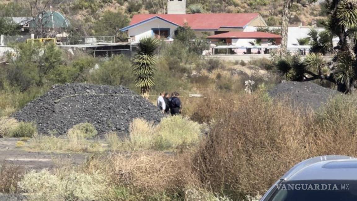 $!Elementos de la Policía Municipal, Estatal y de la FGE aseguraron el área para iniciar la investigación.