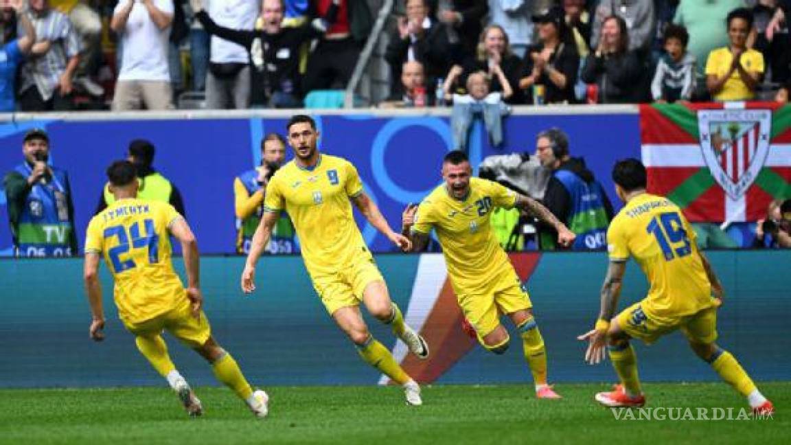 Ucrania se salva de la eliminación y le gana a Eslovaquia por marcador de dos a uno