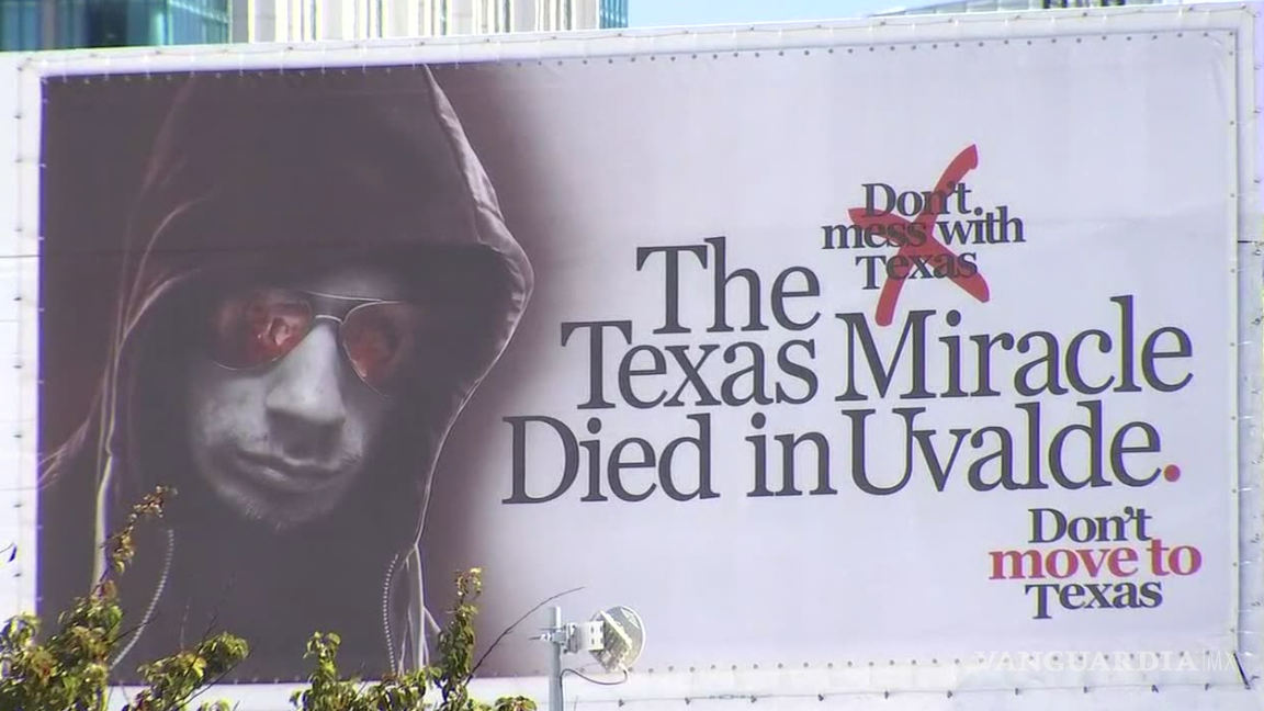 ‘No te mudes a Texas’: el escalofriante espectacular que busca ahuyentar a la gente tras tiroteo en Uvalde
