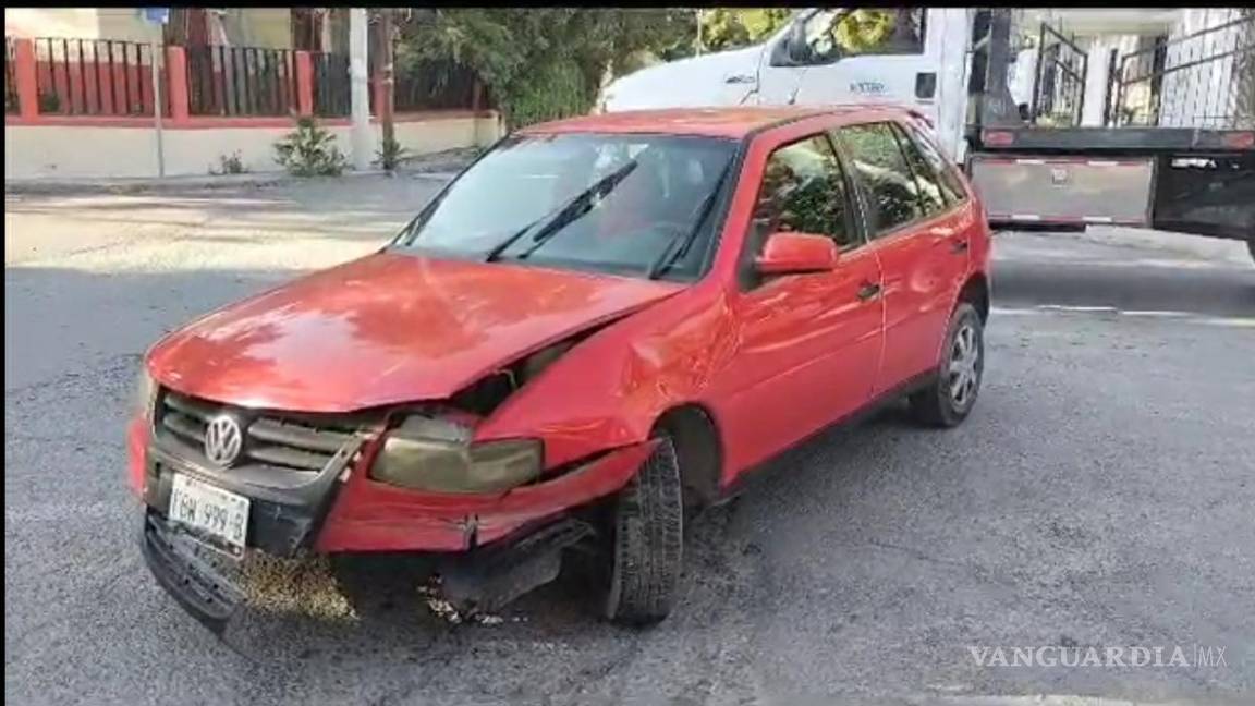 Fuerte choque en Parras de la Fuente deja a mujer embarazada lesionada