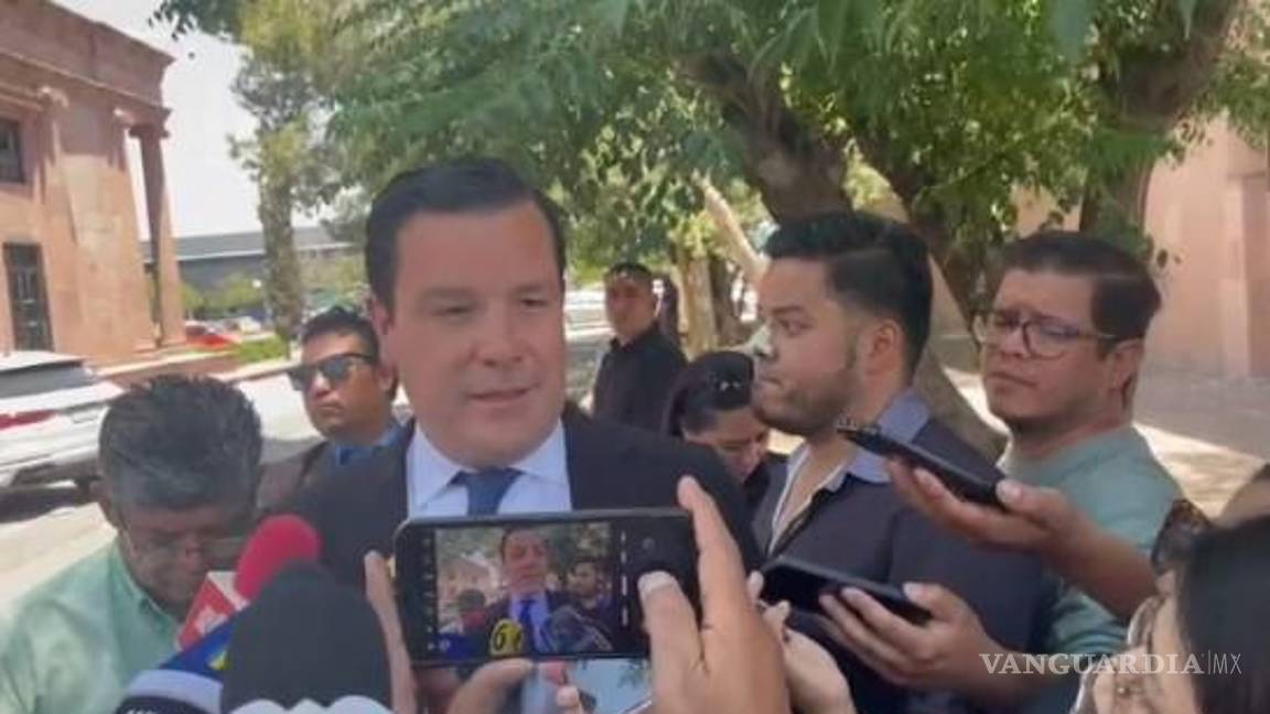 $!La Fiscalía de Coahuila confirmó que investiga las condiciones en las que fueron retenidos agentes durante el cambio de turno en Torreón.