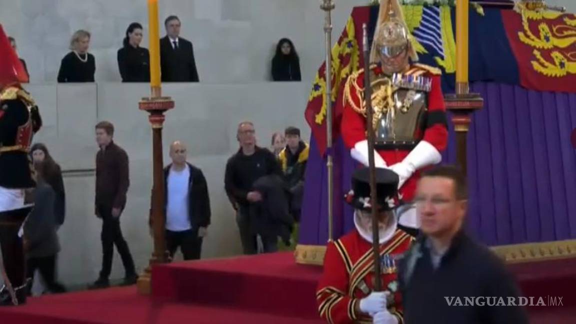 Así dio Marcelo Ebrard el pésame de México por deceso de reina Isabel II