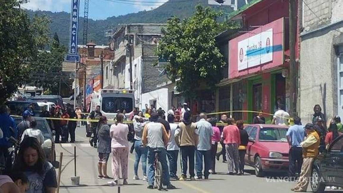 $!El funcionario se encontraba en una calle al exterior de un comercio de pollo cuando un hombre se le acercó y lo atacó con un arma de fuego