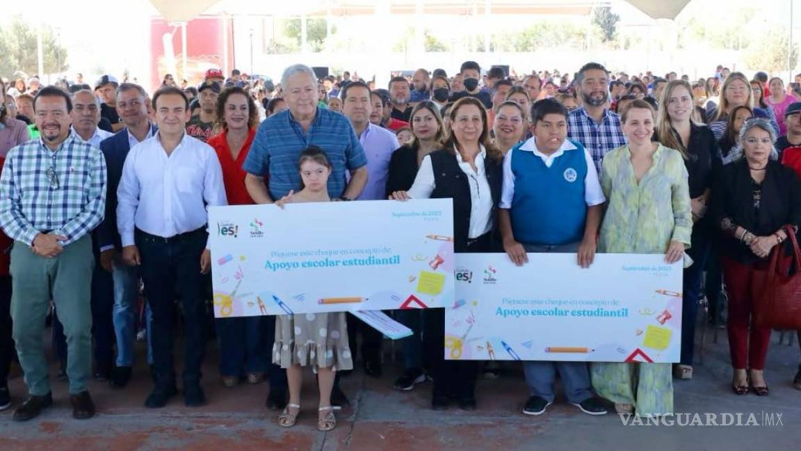 Beneficia Municipio de Saltillo a 5 mil estudiantes con apoyos escolares