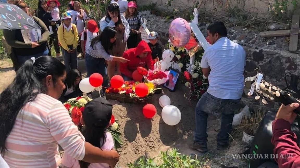 $!Recuerdan a Norma Lizbeth y celebran sus XV años
