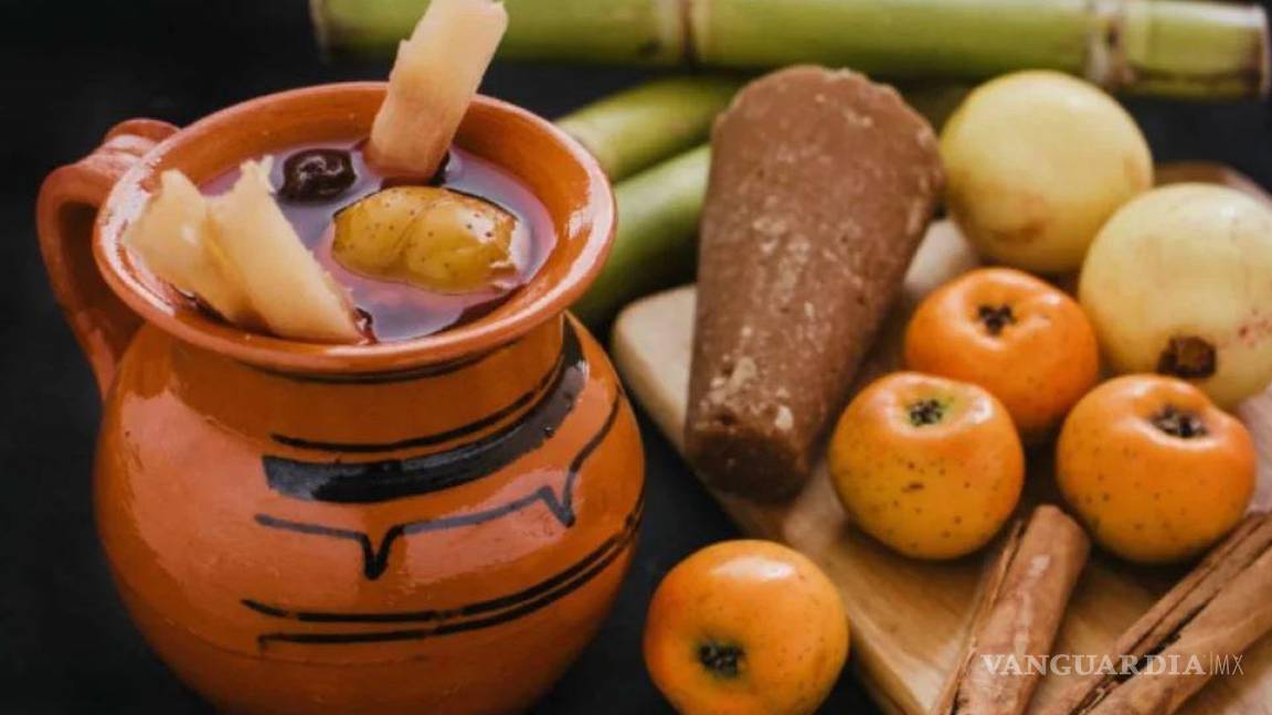 Ponche Navideño de frutas: la clásica bebida que da sabor a las fiestas