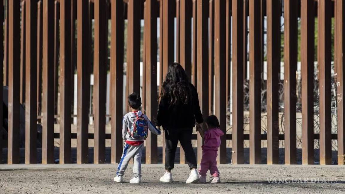 ‘Es hora de salir de EU, los encontraremos’: Gobierno de Trump envía cartas a niños migrantes y horroriza a familias