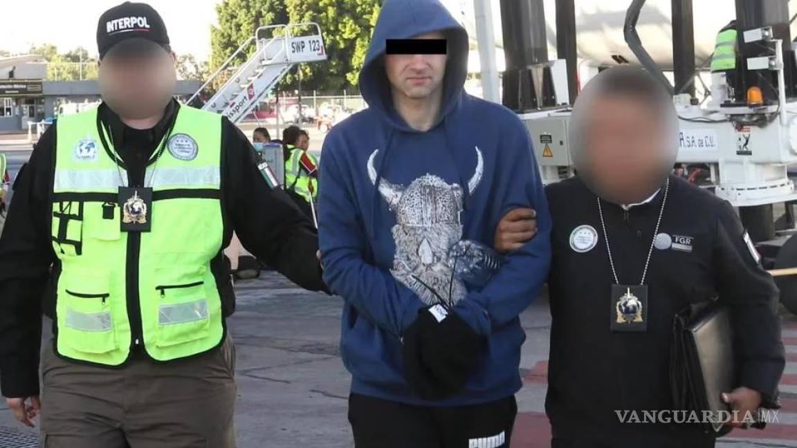 $!Mihai “A” fue recibido para su extradición en el Aeropuerto Internacional de Varsovia y al llegar a México fue puerto a disposición de la autoridad judicial mexicana