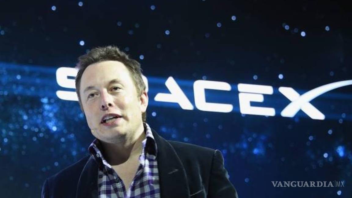 Elon Musk habría acosado sexualmente a azafata de SpaceX, compañía pagó 250 mil dólares para apagar denuncia