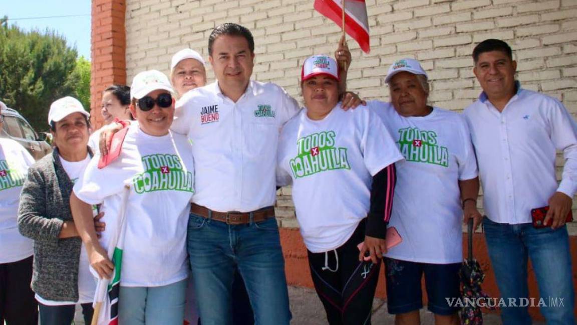 Más recursos para jóvenes promete candidato a diputado federal por Coahuila
