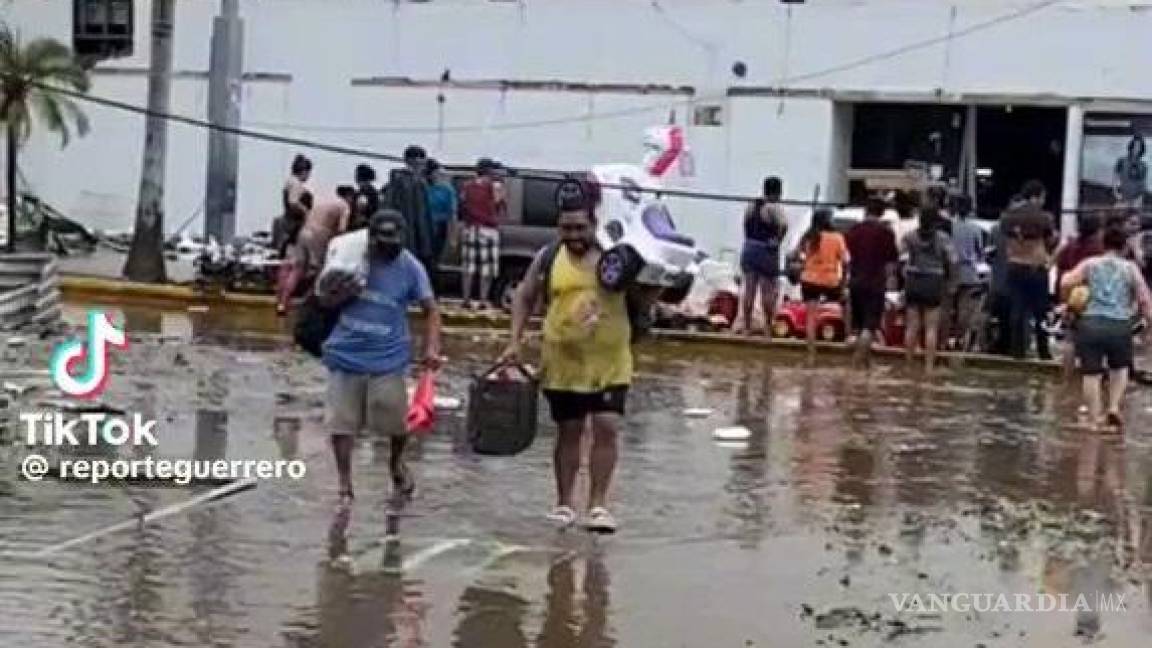 Funcionario de Acapulco participó en rapiña tras paso del huracán ‘Otis’