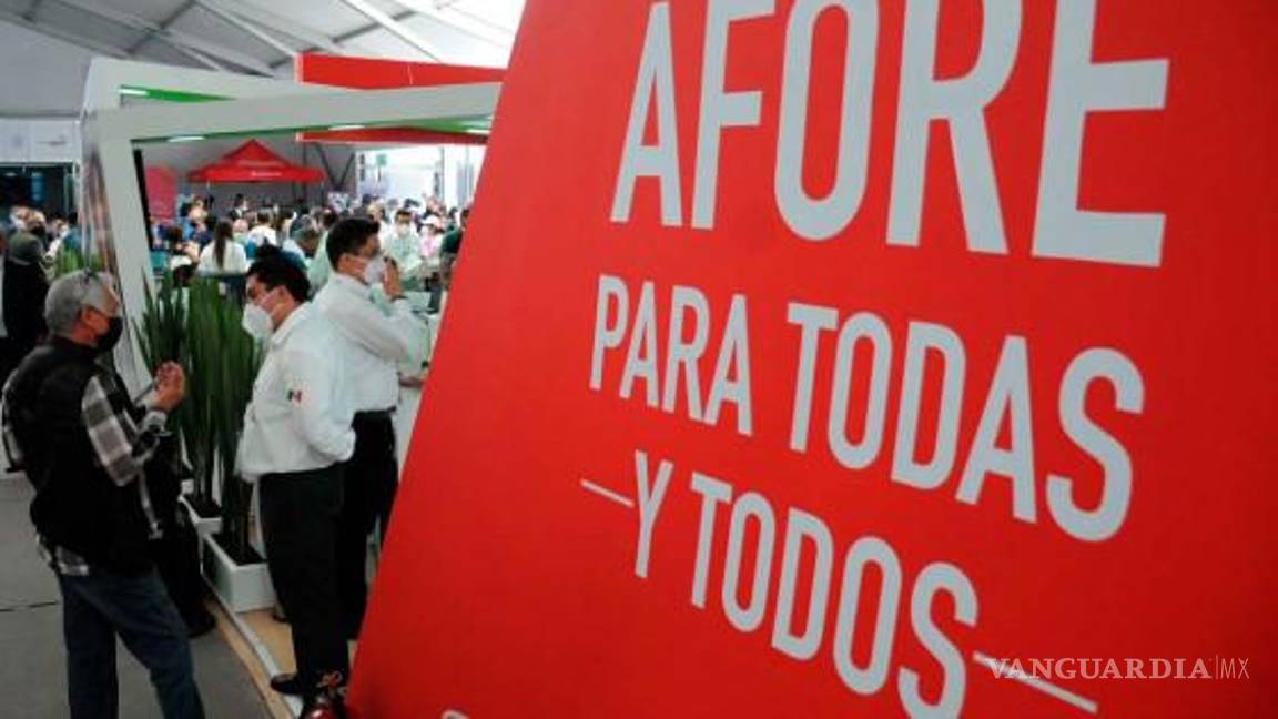 Pese a candado, engañan al sacar dinero de la Afore y cobran comisión