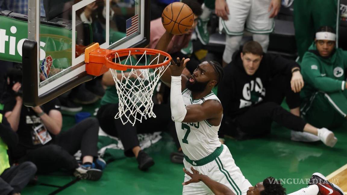 Celtics se llevan el tercer juego ante los Warriors en la NBA