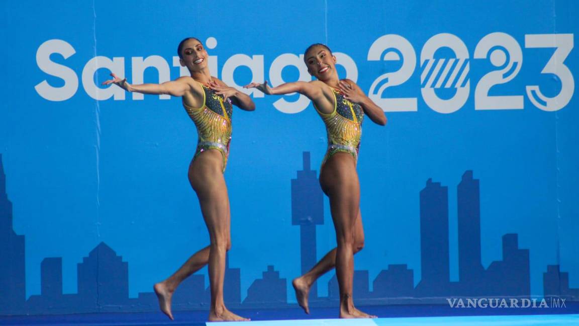 $!Las aztecas demostraron su destreza en la prueba de dueto.