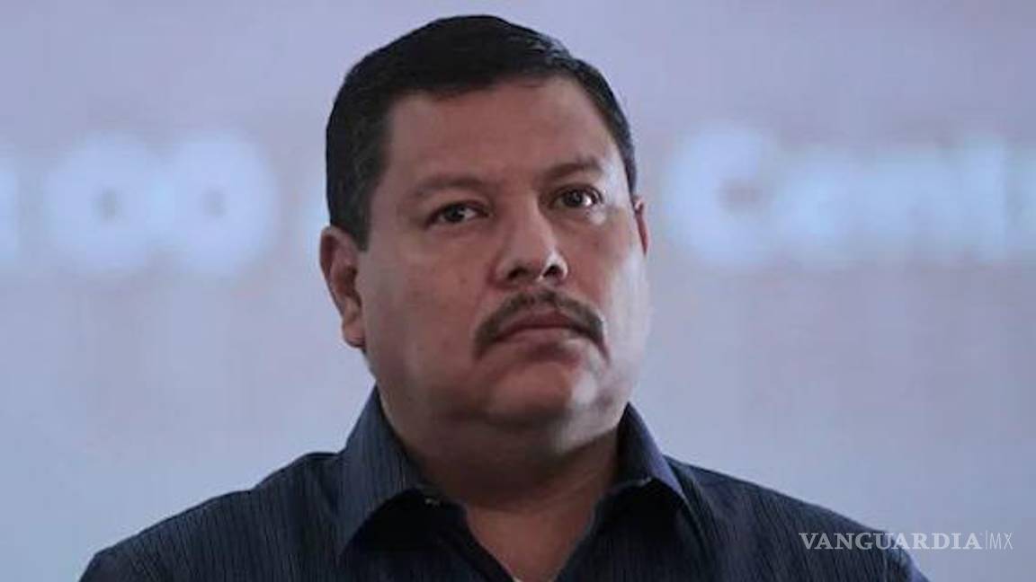 $!Ramos se ha convertido en una piedra en el zapato para las fuerzas armadas, pues ha documentado desapariciones y ejecuciones extrajudiciales de Marina y Sedena