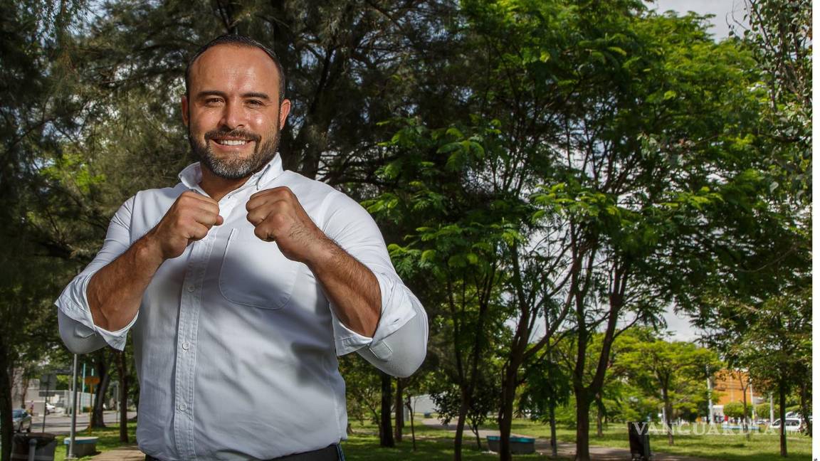 Hermano del ‘Canelo’ Álvarez gastó dinero del Ayuntamiento en ropa de American Eagle y Aldo Conti