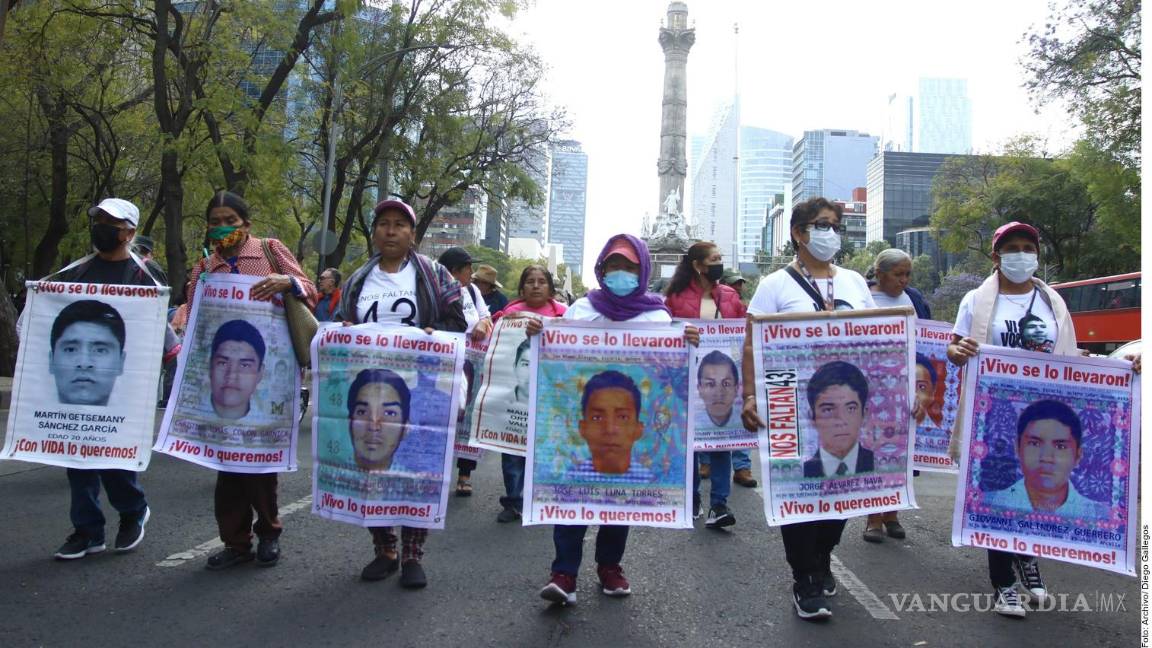 $!La banda criminal, según el testimonio, prestaba esas armas a un grupo de reacción inmediata de la Policía de Iguala, conocido como “Los Bélicos”, al que se atribuye haber entregado los 43 estudiantes a los narcotraficantes que los desaparecieron.