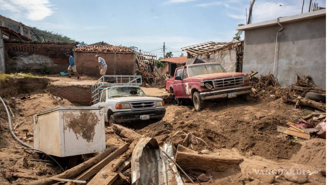 A un mes del impacto del huracán ‘Otis’, aún falta apoyo del Gobierno de AMLO en Coyuca de Benítez; sigue devastado