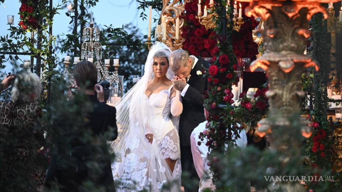 La boda de Kourtney Kardashian sigue dando de qué hablar, ahora por las críticas a la cena que se sirvió en la recepción