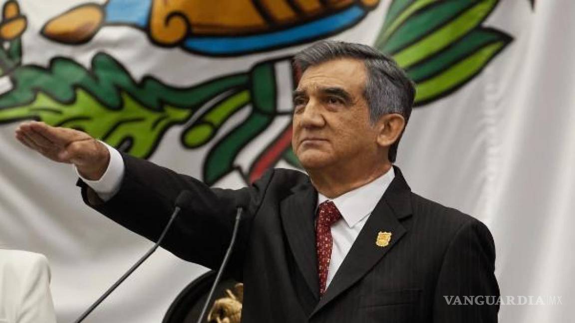 ¿Y Cabeza de Vaca? En Tamaulipas, por primera vez en 80 años, no se presenta gobernador saliente a toma de protesta de sucesor