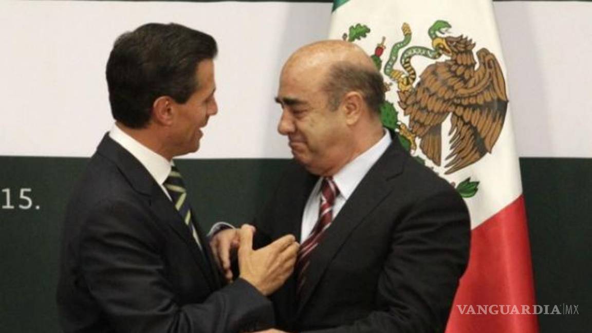 “Gobierno profundamente incompetente el de Peña Nieto”, aseguró Raymundo Riva Palacio por caso Ayotzinapa