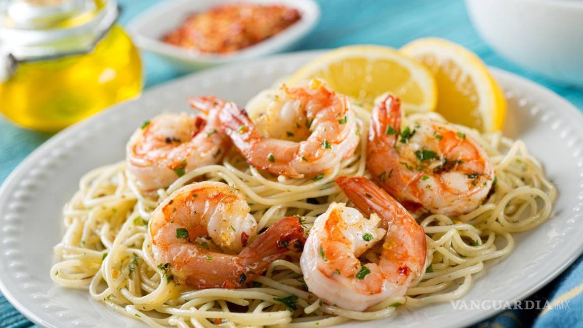 $!Pasta al pesto con camarones