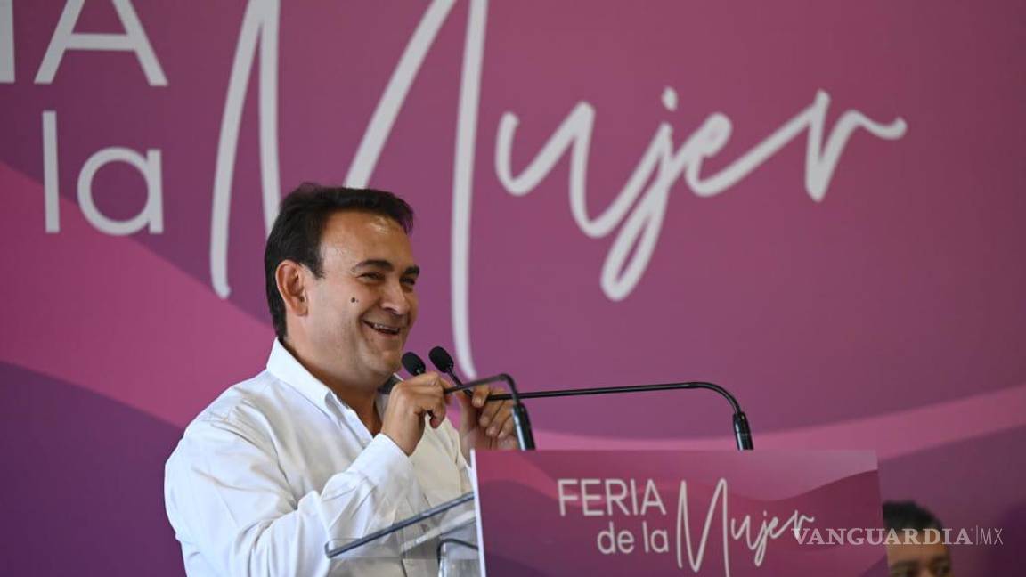 $!Álvaro Moreira, diputado por el distrito XVI, reconoció la labor de las autoridades municipales en beneficio de la mujer.