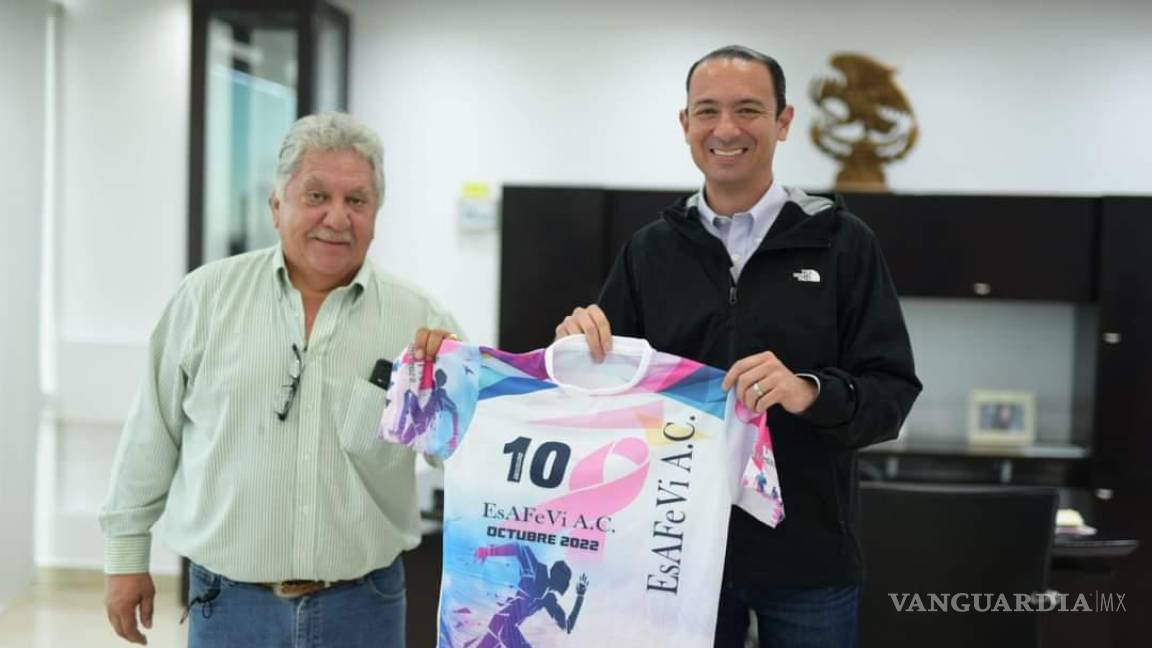Reconoce municipio labor de Carlos Gutiérrez y lo apoya para el próximo Maratón