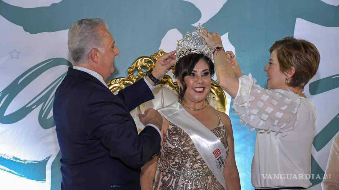 ‘Echa una Cana al Aire’ Alcalde de Torreón y corona a reina y princesas de adultos mayores